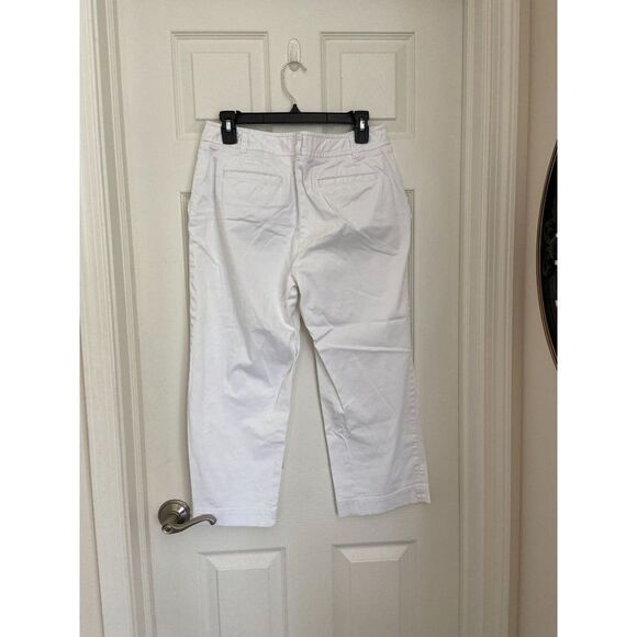 Liz Claiborne White Capri Pants (Size 10) - Picture 2 of 3